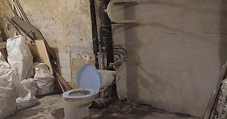 Демонтаж сантехкабины в панельном доме - цена от 1017 рублей | Сварной-Блр